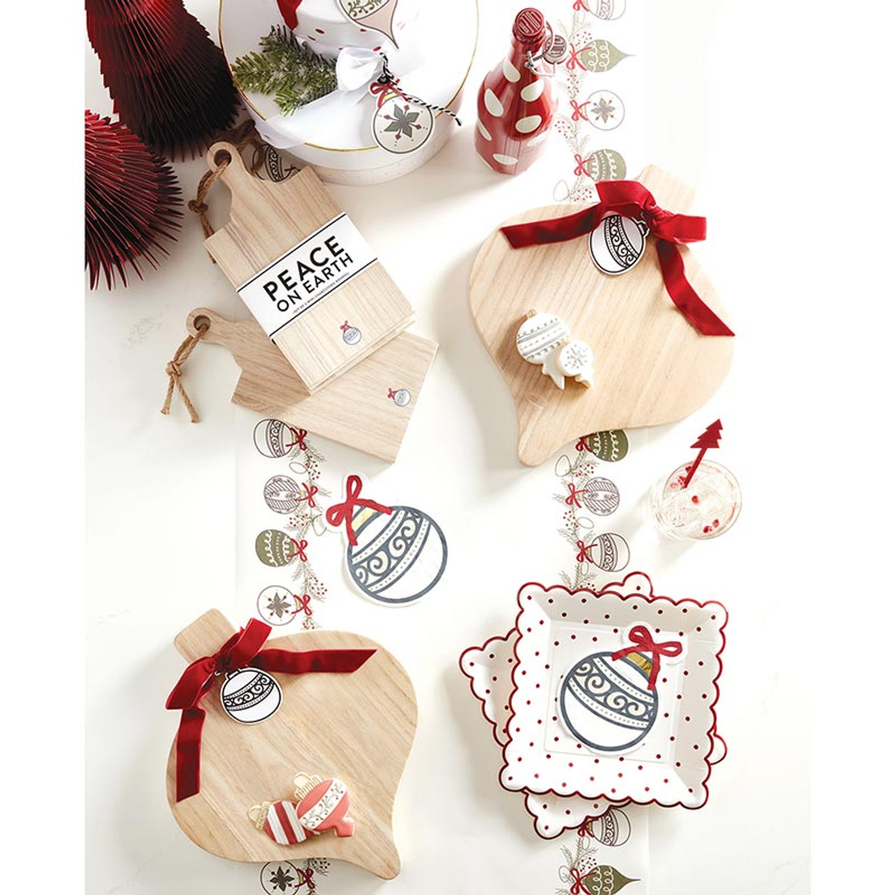 Red Dot Scalloped Paper Plates - Image 2