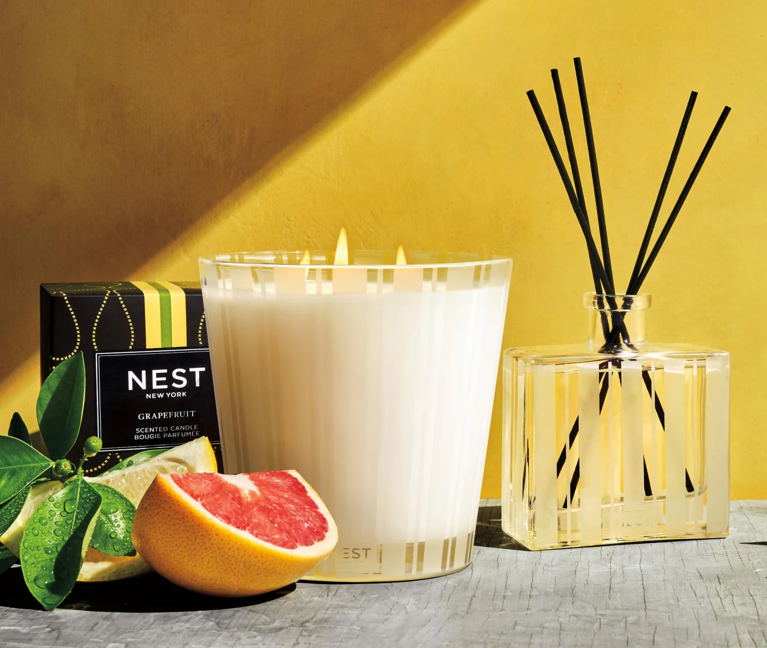 3 Wick Candle - Grapefruit - 21.1 oz - Image 3