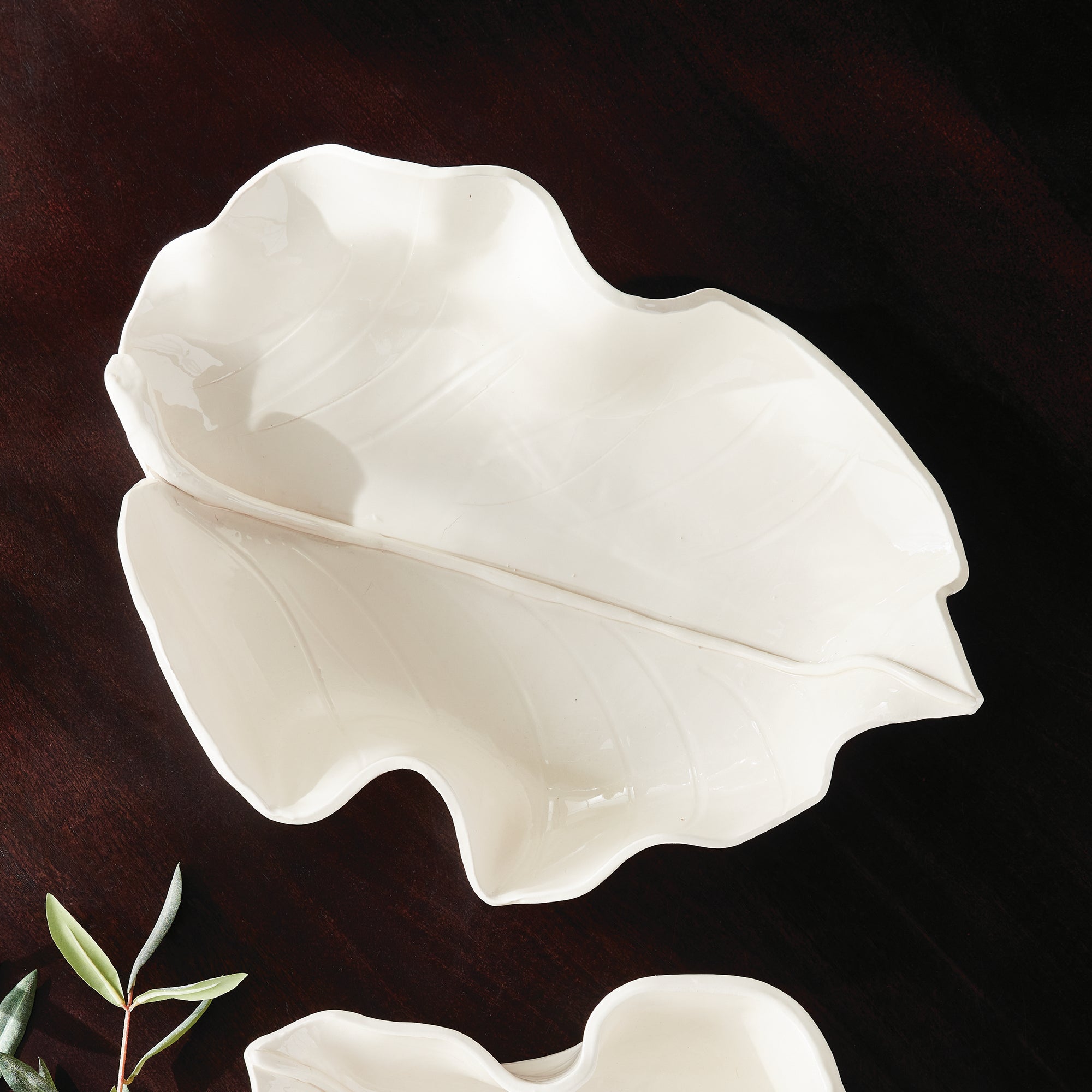 Moricento Leaf Sculpture White Small - Image 2