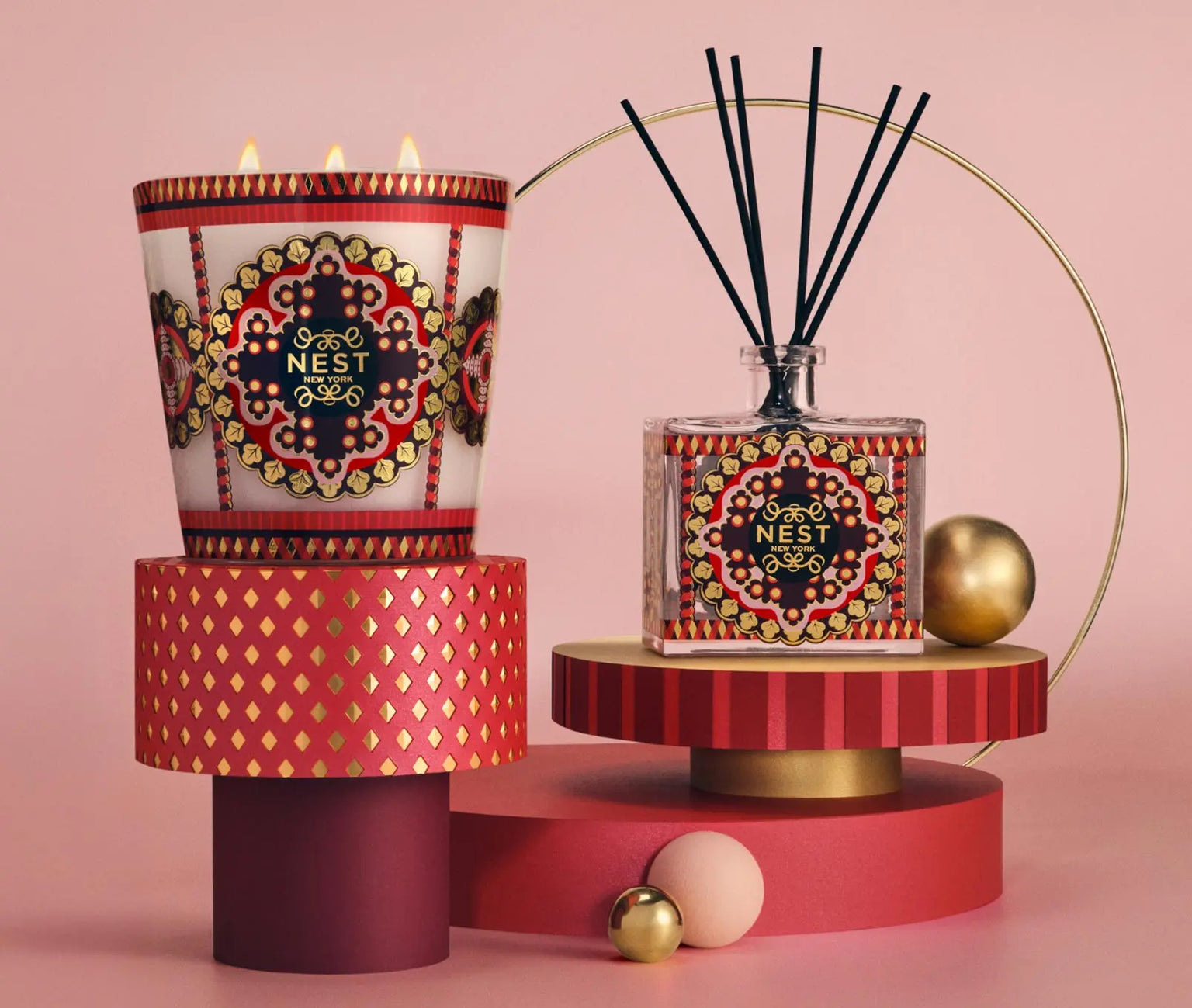 3 Wick Candle - Holiday - 21.1 oz - Image 2